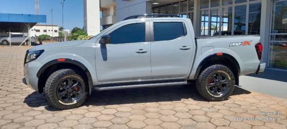 NISSAN FRONTIER 2.3 16V TURBO DIESEL PRO4X CD 4X4 AUTOMÁTICO